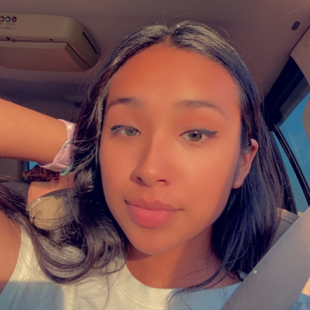 Meet your Posher, Crystal